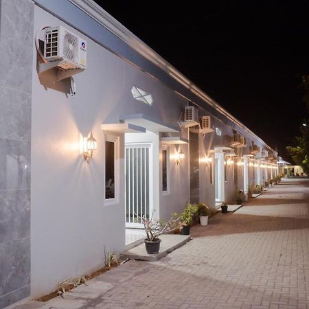 Sitiinggil Guest House Syariah Tegal  Bagian luar foto