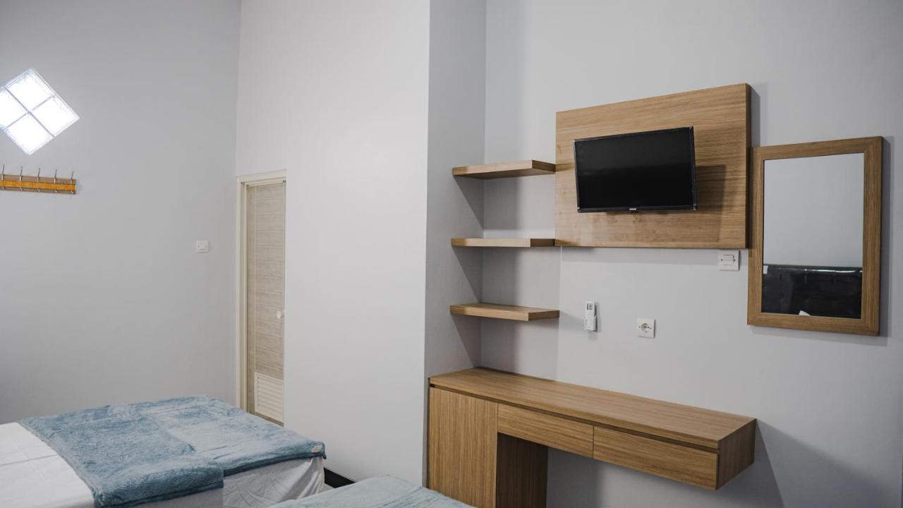 Sitiinggil Guest House Syariah Tegal  Bagian luar foto