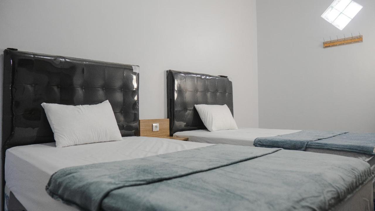 Sitiinggil Guest House Syariah Tegal  Bagian luar foto